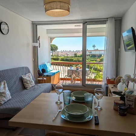 Sol-y-days Canastel, Avec Coin Couchage, Quartier Du Boucanet Proche Commerces Et Apartment